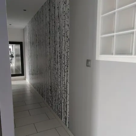 Chez Marianne Wailly